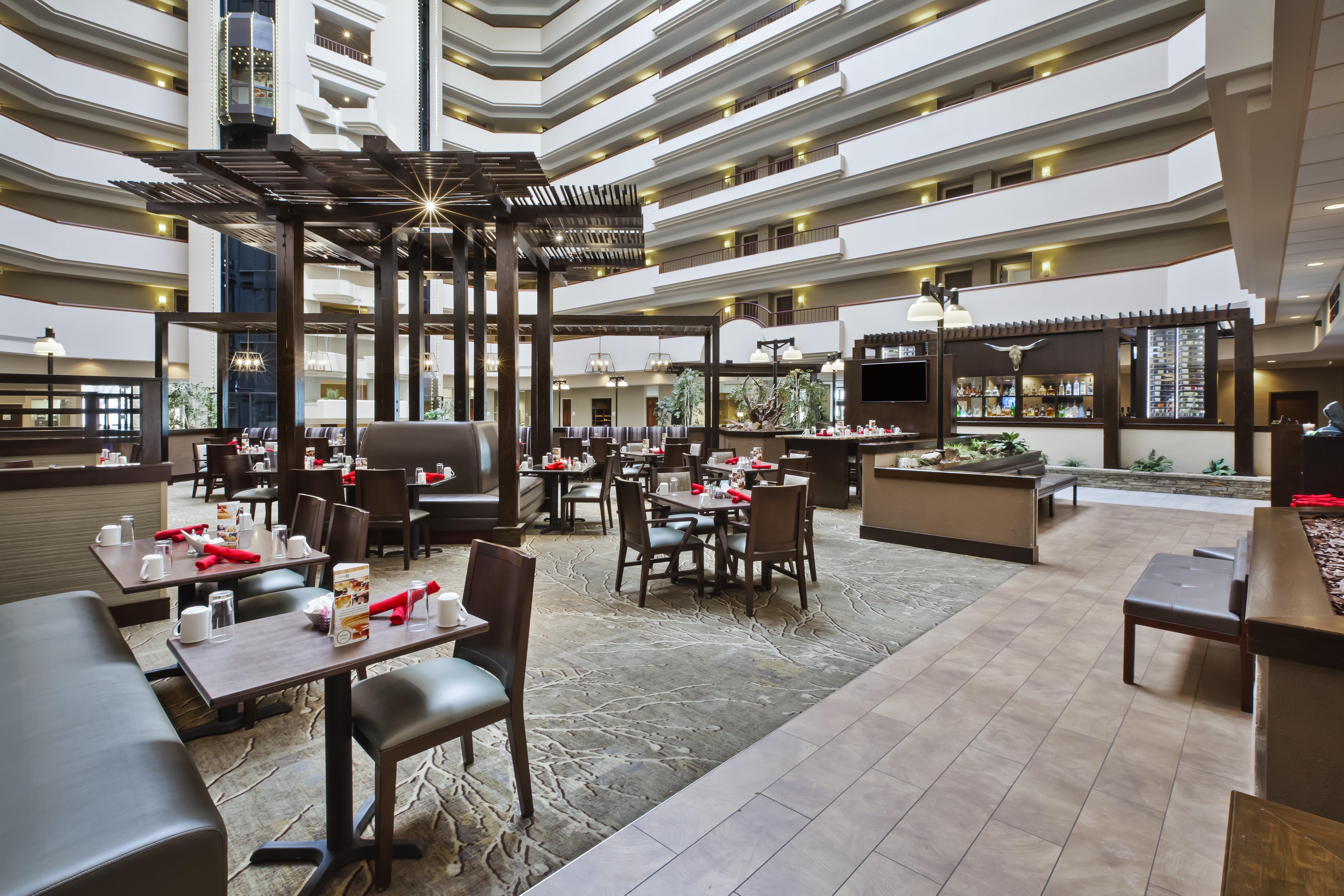 Doubletree By Hilton Rapid City Downtown Convention Center Экстерьер фото
