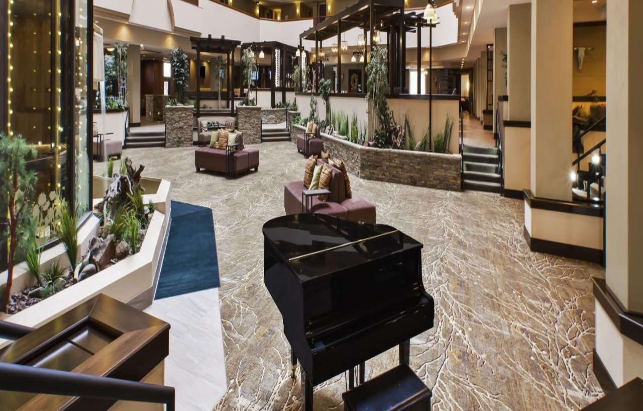 Doubletree By Hilton Rapid City Downtown Convention Center Экстерьер фото
